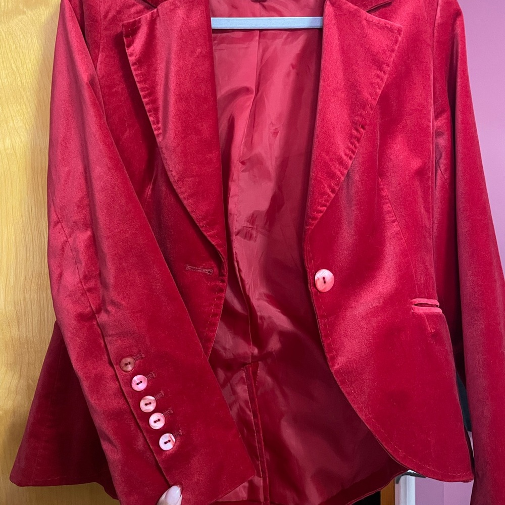 H&M  Red Blazer/size 8 but more like 6